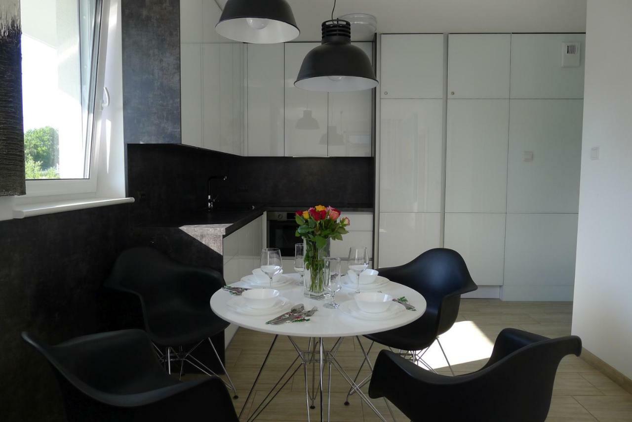 Impresja 42 Apartament Z Garazem Kołobrzeg Exterior foto