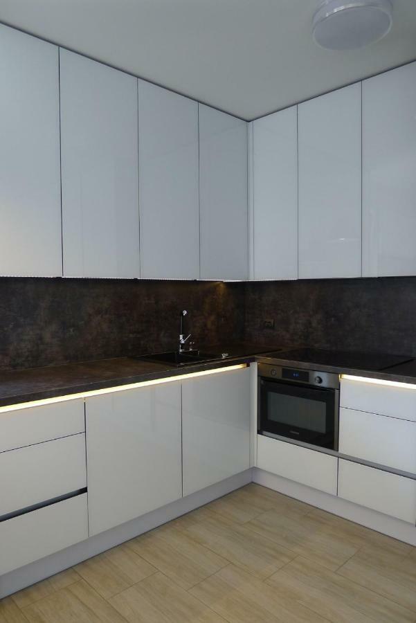 Impresja 42 Apartament Z Garazem Kołobrzeg Exterior foto
